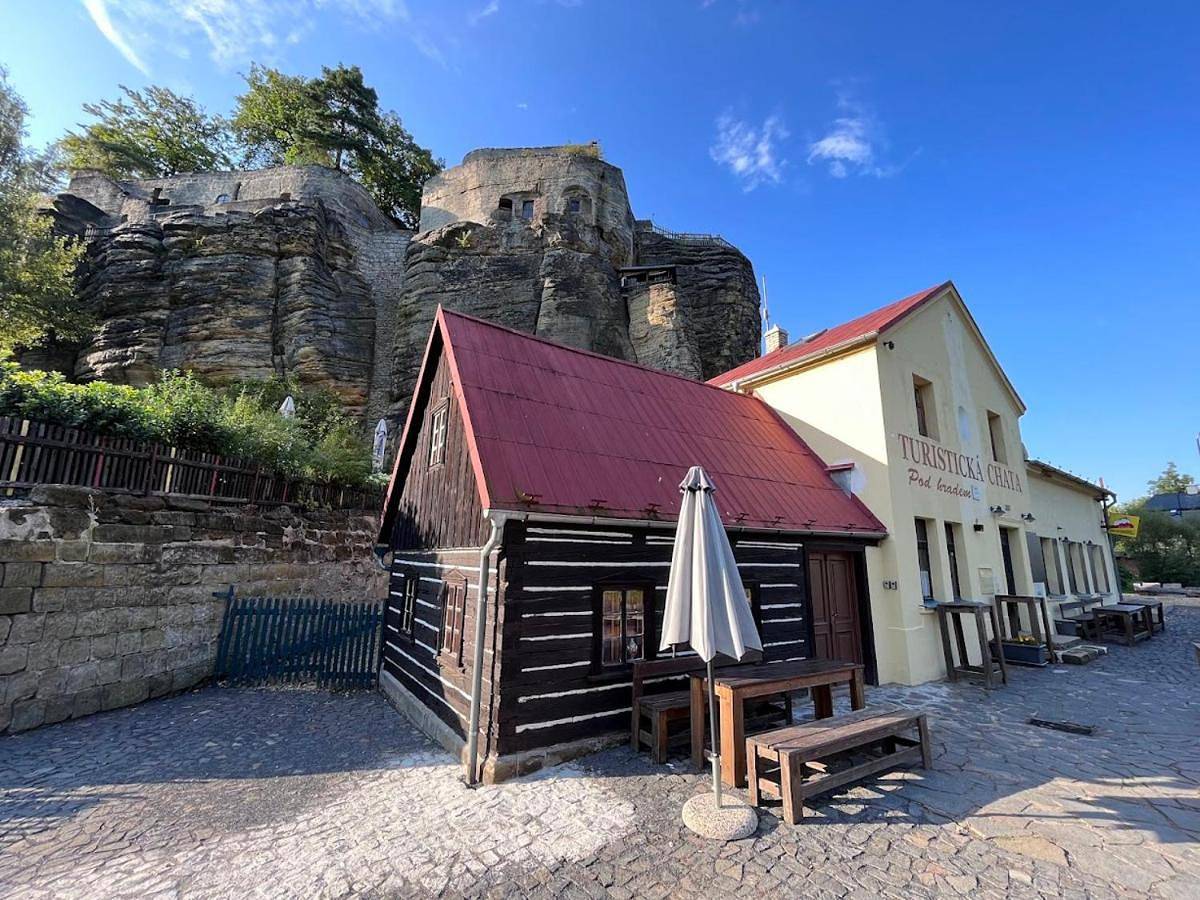 Chata pod hradem in Region Liberec