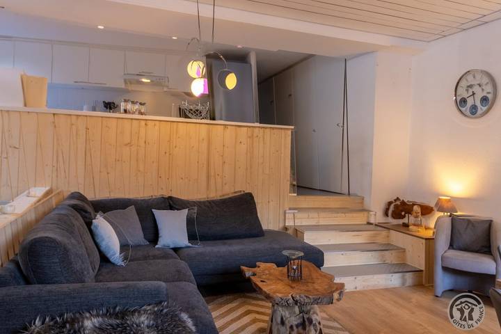 Gîte pour 6 personnes, avec terrasse dans Chioula - 3