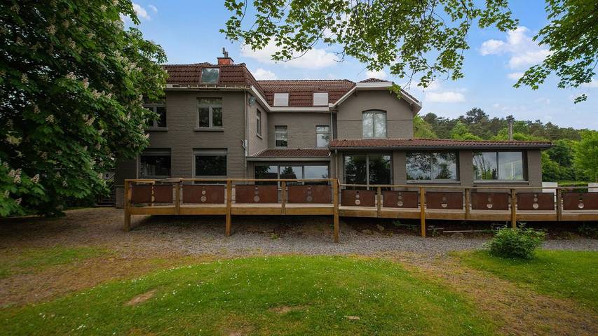 Vakantiehuis voor 25 personen, met tuin en whirlpool, met huisdier in Barvaux