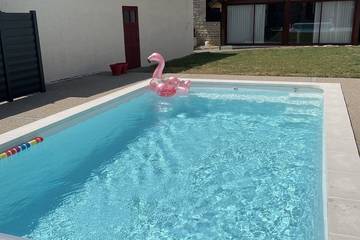 Gîte pour 12 personnes, avec jardin à Saint-Aubin
