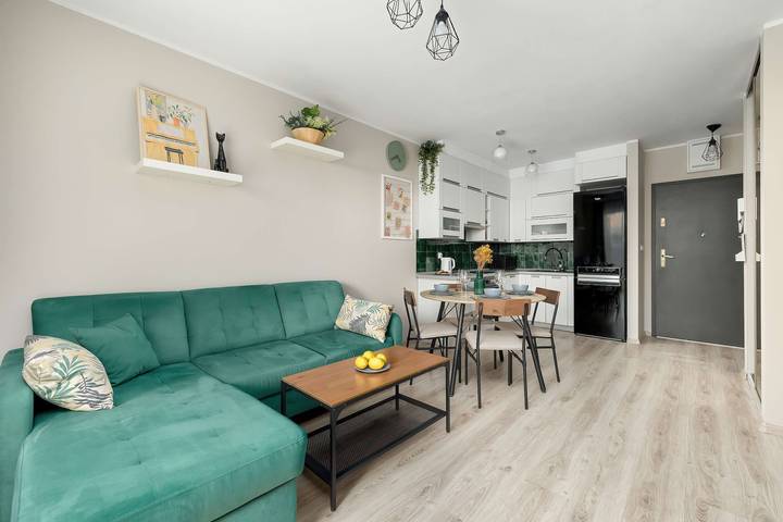 Ferienwohnung für 4 Personen, mit Garten und Balkon, kinderfreundlich in Stettin