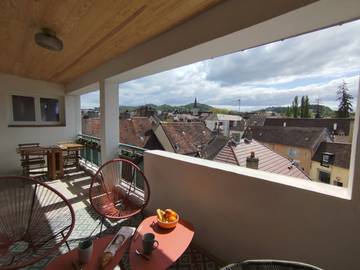 Gîte pour 4 personnes, avec terrasse à Lons-le-Saunier
