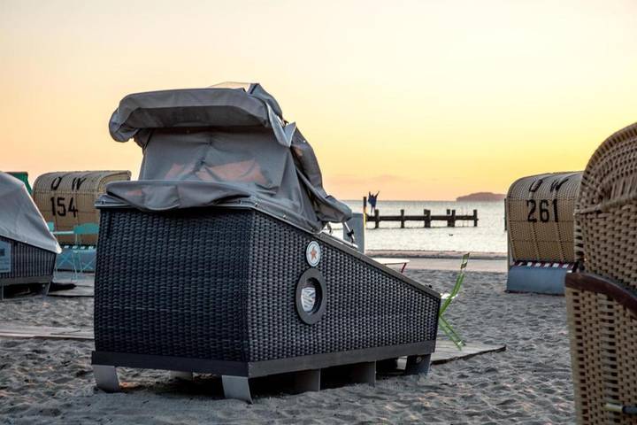Zelt für 2 Personen, mit Ausblick und Terrasse in der Lübeck - 2