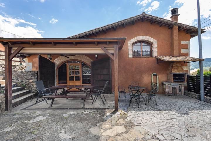 Casa rural para 9 personas, con Jardín en Pirineo Catalan - 2