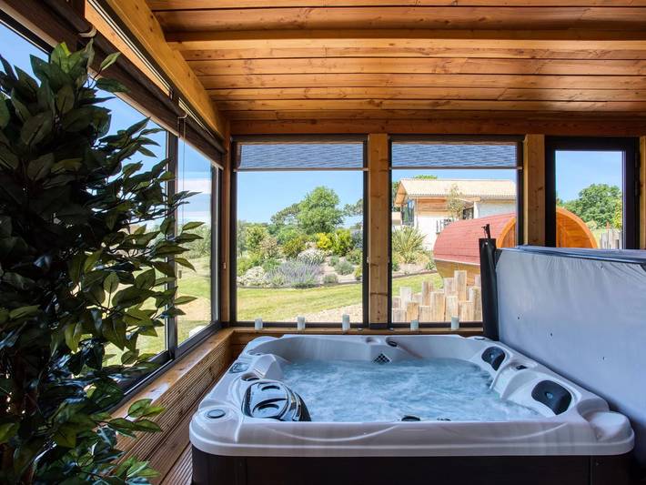 Location de vacances pour 2 personnes, avec sauna ainsi que piscine et jardin à Eymet - 3