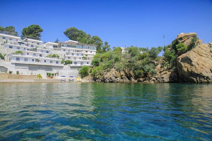 Appart’hôtel pour 2 personnes, avec jardin et vue