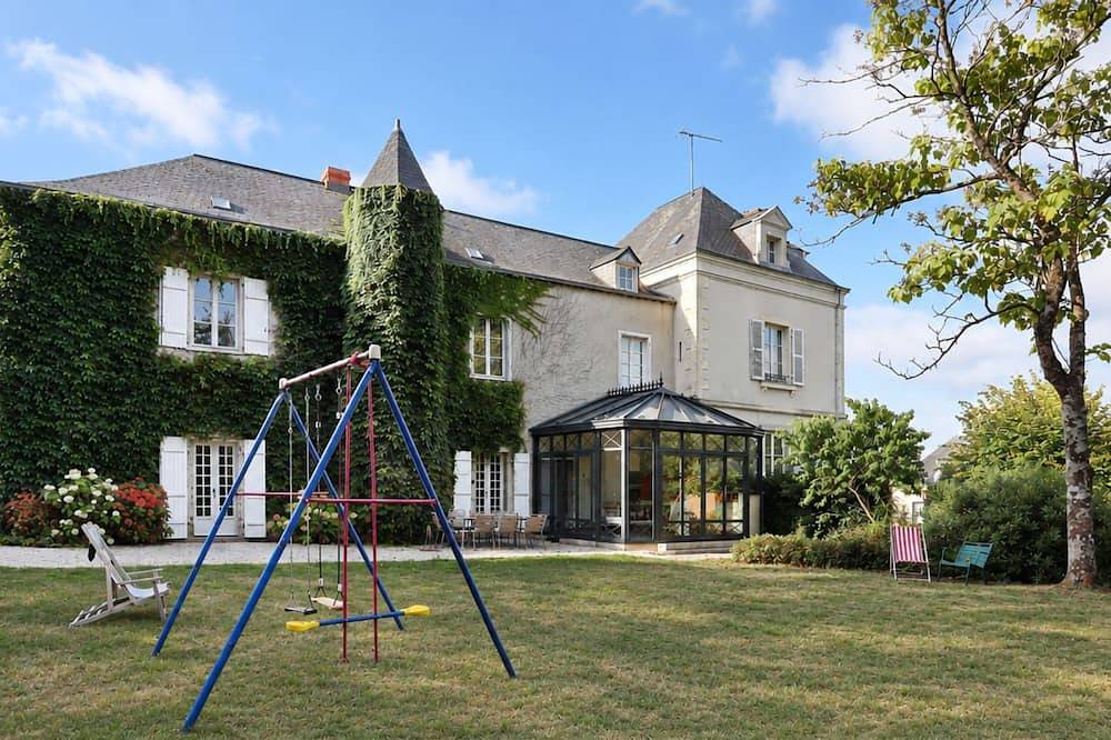 Le Manoir du Ronceray - Petfriendly in Le Bourgneuf-la-Forêt, Mayenne