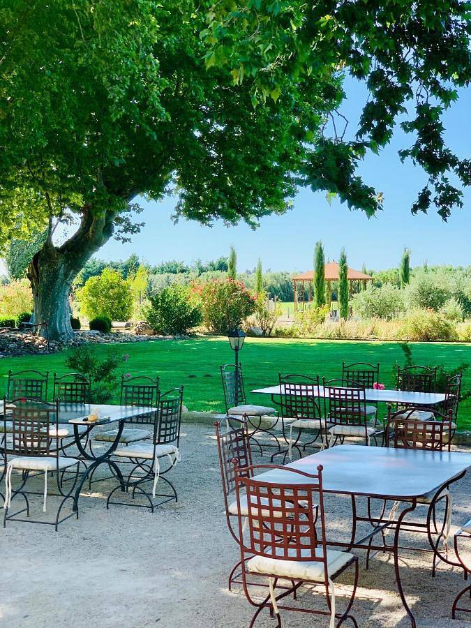 Villa with Private Pool in Saint-Andiol, Région d'Arles