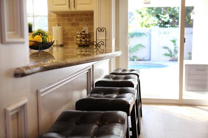 Casa de vacaciones para 13 personas, con terraza además de piscina y jacuzzi - 1