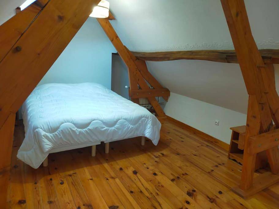 Four-Bedroom House in Vauchelles-les-Quesnoy, Région d'Abbeville