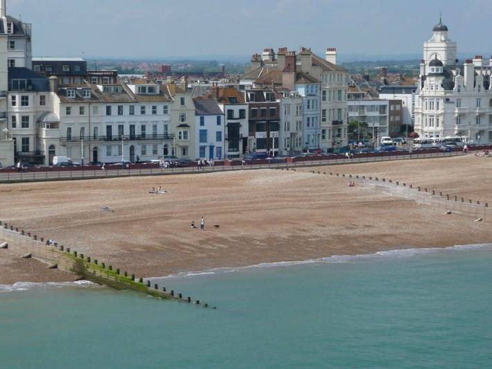 Bed and breakfast for 2 people in Eastbourne