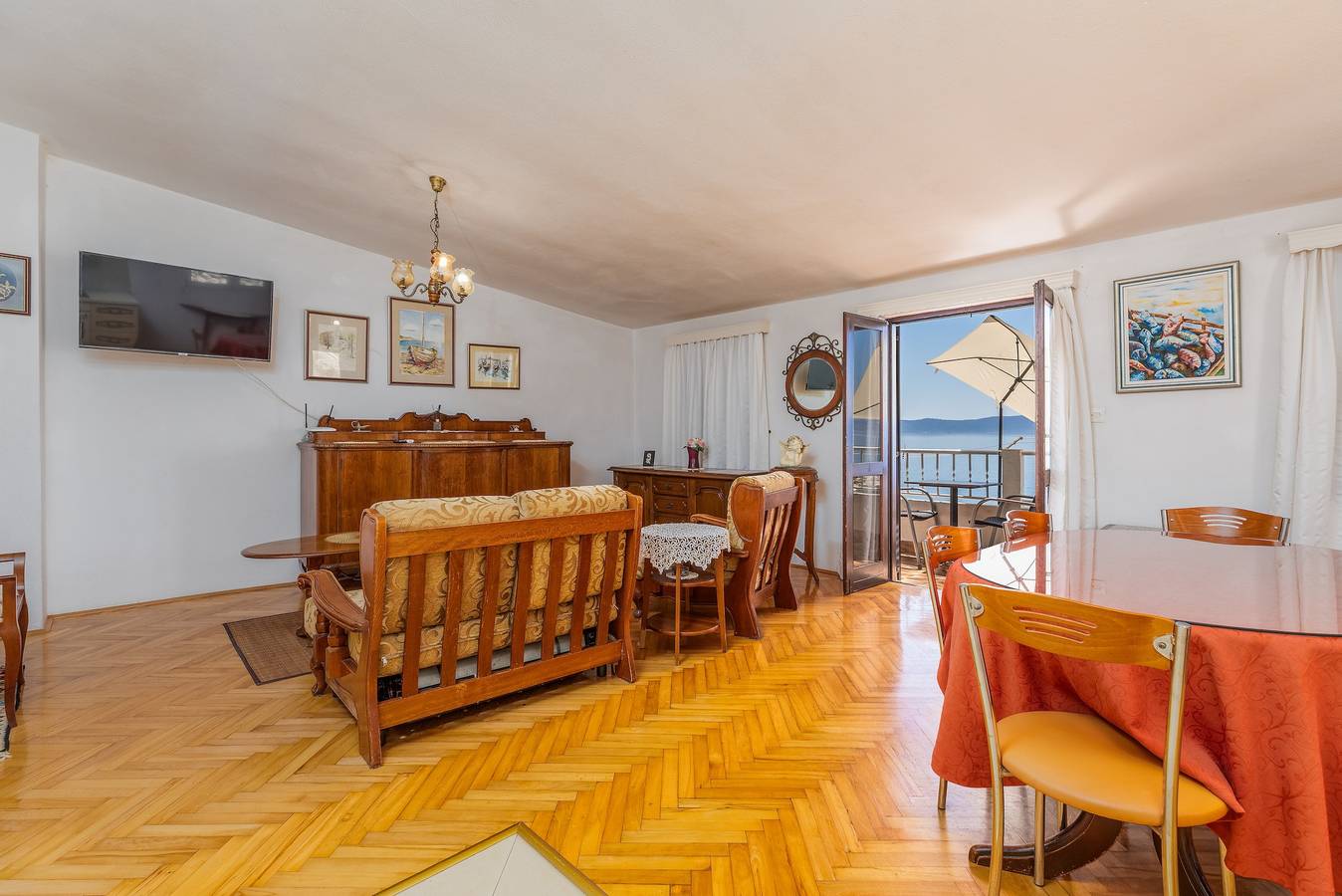 Cijeli apartman, Trosobni apartman uz plažu Drašnice, Makarska -a in Drašnice, Makarska rivijera