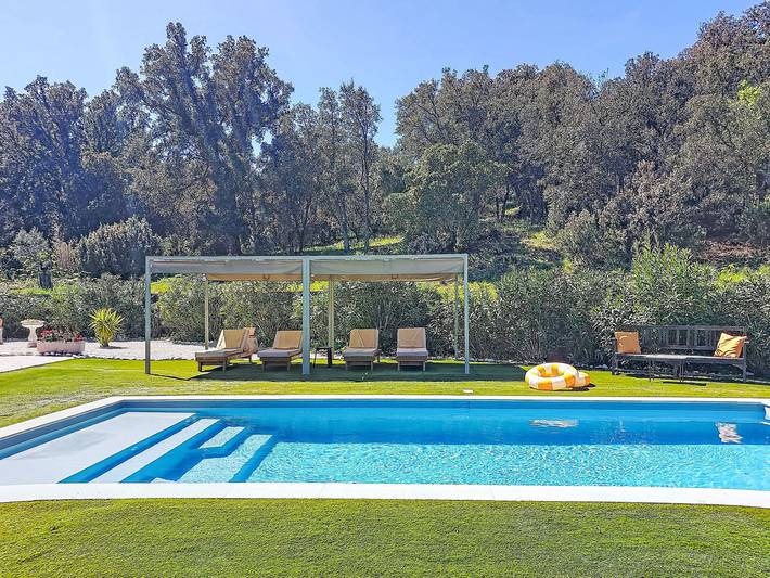 Location de vacances pour 10 personnes, avec jardin et terrasse à Le Plan-de-la-Tour - 3