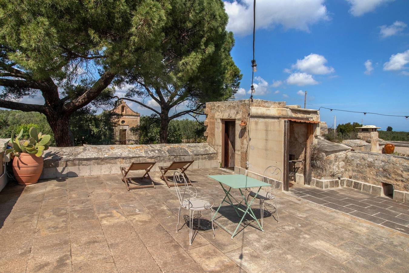 Appartamento intero, Appartamento 'Iazzo' con terrazza condivisa, giardino privato e Wi-Fi in Bisceglie, Barletta-Andria-Trani