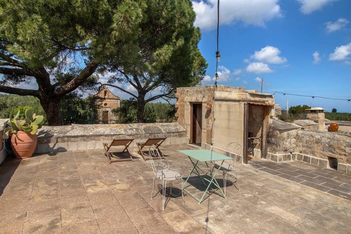Entire apartment, Apartment 'Cerere' with Shared Terrace, Wi-Fi and Air Conditioning in Bisceglie, Barletta-Andria-Trani