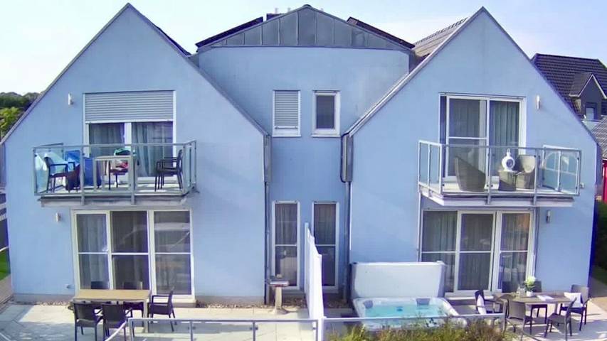 Ferienhaus für 18 Personen, mit Garten und Balkon sowie Sauna und Whirlpool in Göhren-Lebbin