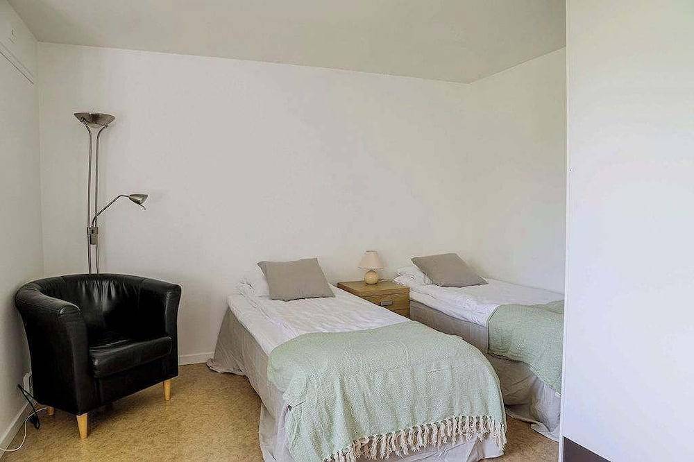 Ganze Wohnung, Family studio just 10 Minutes from Visby in Länna (Gotland), Visby