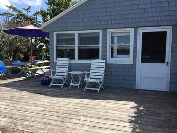 Cabin for 6 Guests in Rhode Island, USA, Picture 3