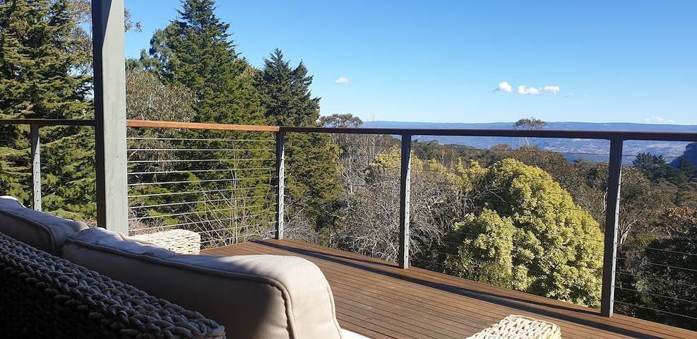 Holiday home for 12 people, with garden and balcony, with pets in Blue Mountains