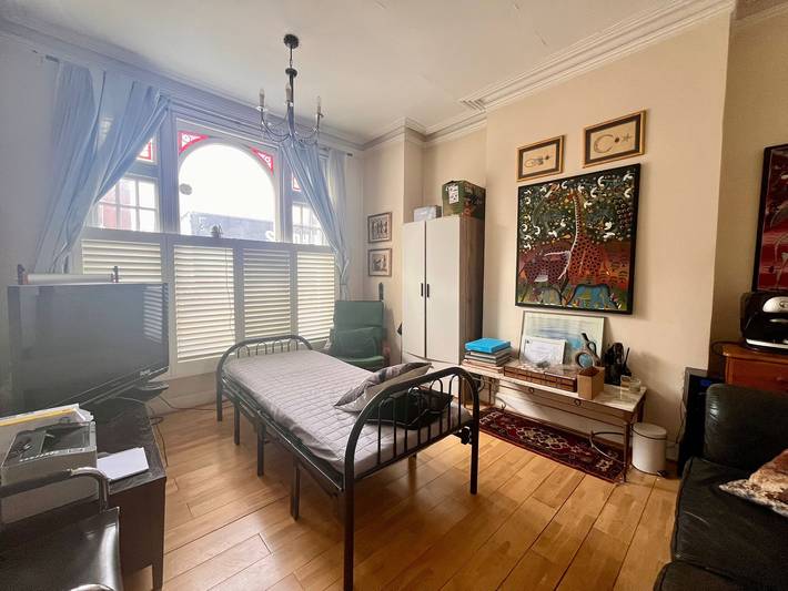 Nur für Frauen – Gästezimmer in Sw6 mit eigenem Bad, Tv-Zimmer und Waschmöglichk in Hammersmith und Fulham, London