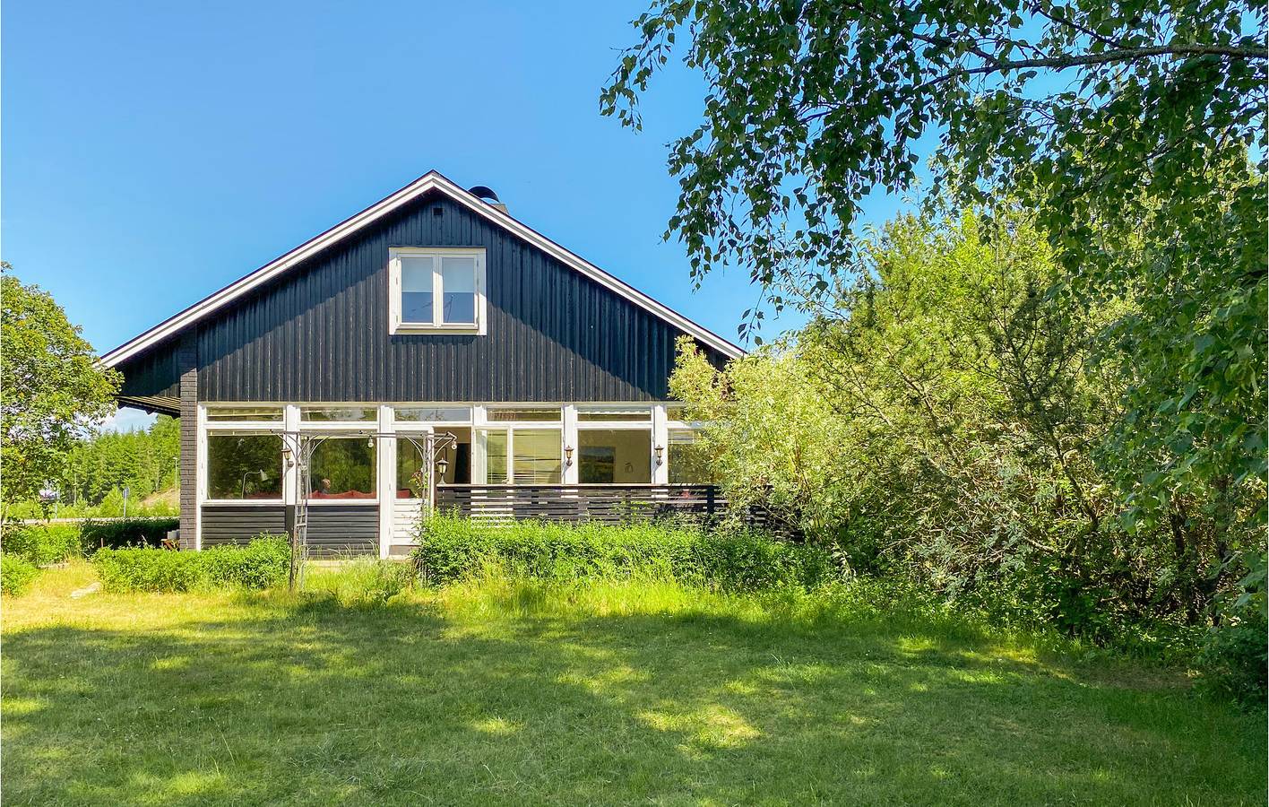 Hus för 8 Personer med trädgård in Kronobergs