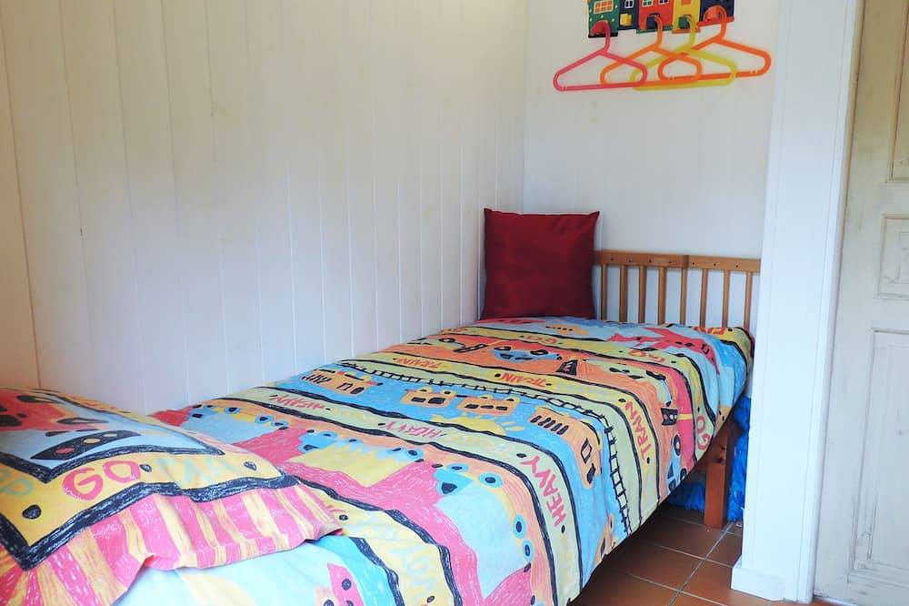 Ganze Wohnung, La Grange - sleeps 6 guests in 3 bedrooms in Larzac, Périgord Noir