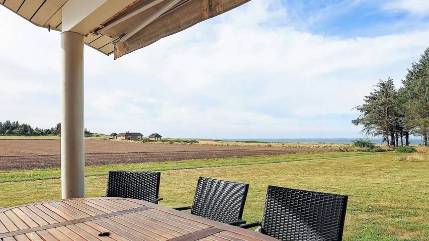 Ferienhaus für 9 Personen, mit Terrasse und Whirlpool sowie Sauna in Knud Strand - 4
