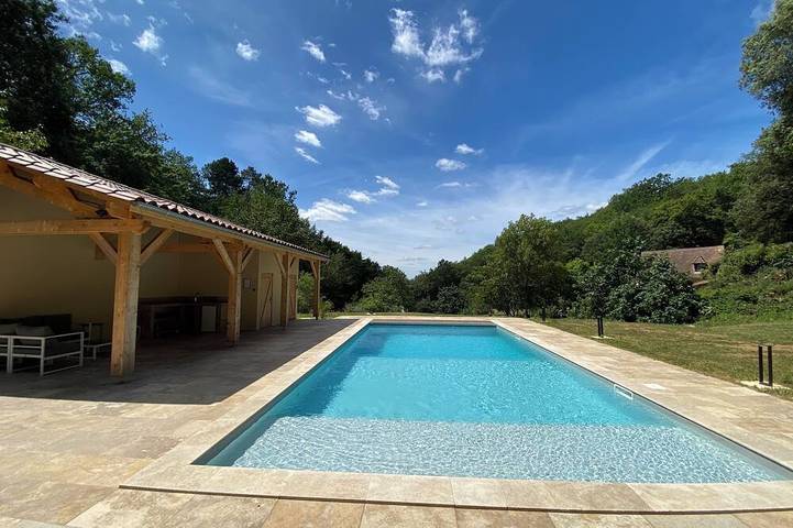 Location de vacances pour 10 personnes, avec Balcon et Jardin à Veyrignac