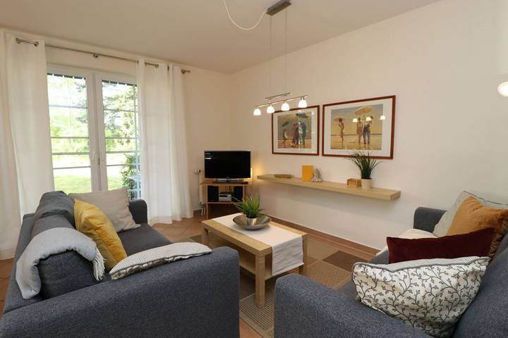 Ferienwohnung für 4 Personen, mit Terrasse und Garten in Wieck am Darß, Darß
