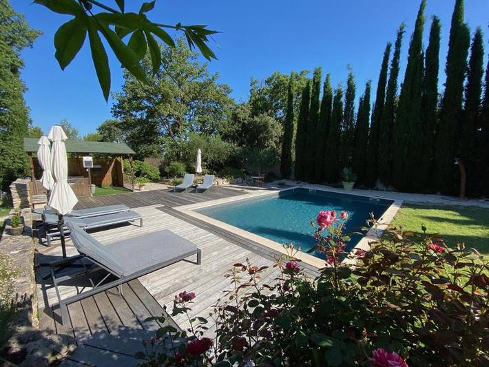 Maison d’hôte pour 2 personnes, avec terrasse ainsi que jardin et piscine
