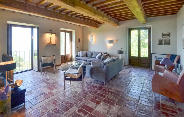 Refugio junto al río con piscina y WiFi in Lisciano Niccone, Valtiberina