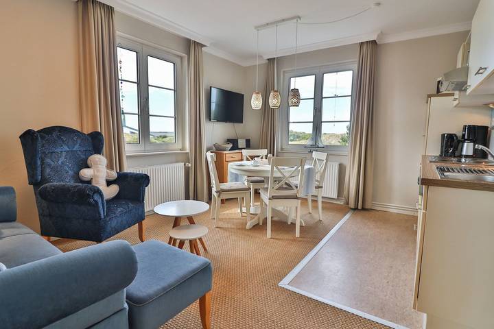 Ferienwohnung für 4 Personen, mit Balkon und Balkon/Terrasse sowie Garten und Ausblick auf Langeoog