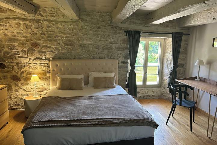 Location de vacances pour 18 personnes à Sornac - 2