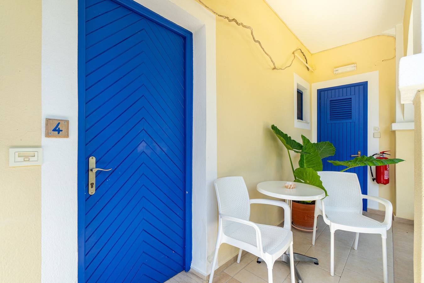 Geheel appartement, Appartement 'Angelina' met Uitzicht op de Bergen, Wifi en Airconditioning in Roda, Corfu