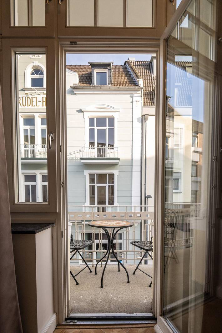 Hotel für 2 Personen, mit Terrasse und Sauna, kinderfreundlich in Bad Neuenahr - 4