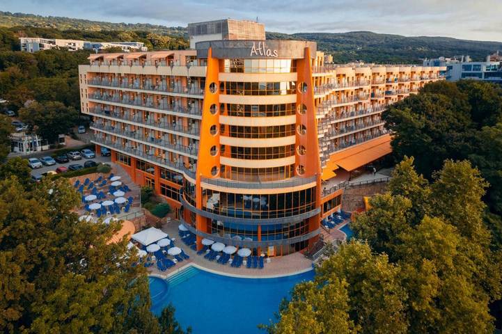 Hotel dla 4 osób, z widok i balkon oraz basen i sauna, Dla rodziny w Złote Piaski