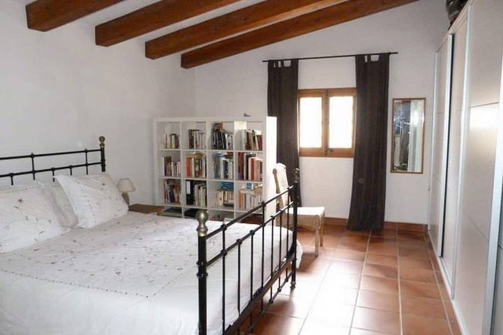 Gîte pour 5 personnes, avec terrasse ainsi que piscine et jardin à Tortosa - 2