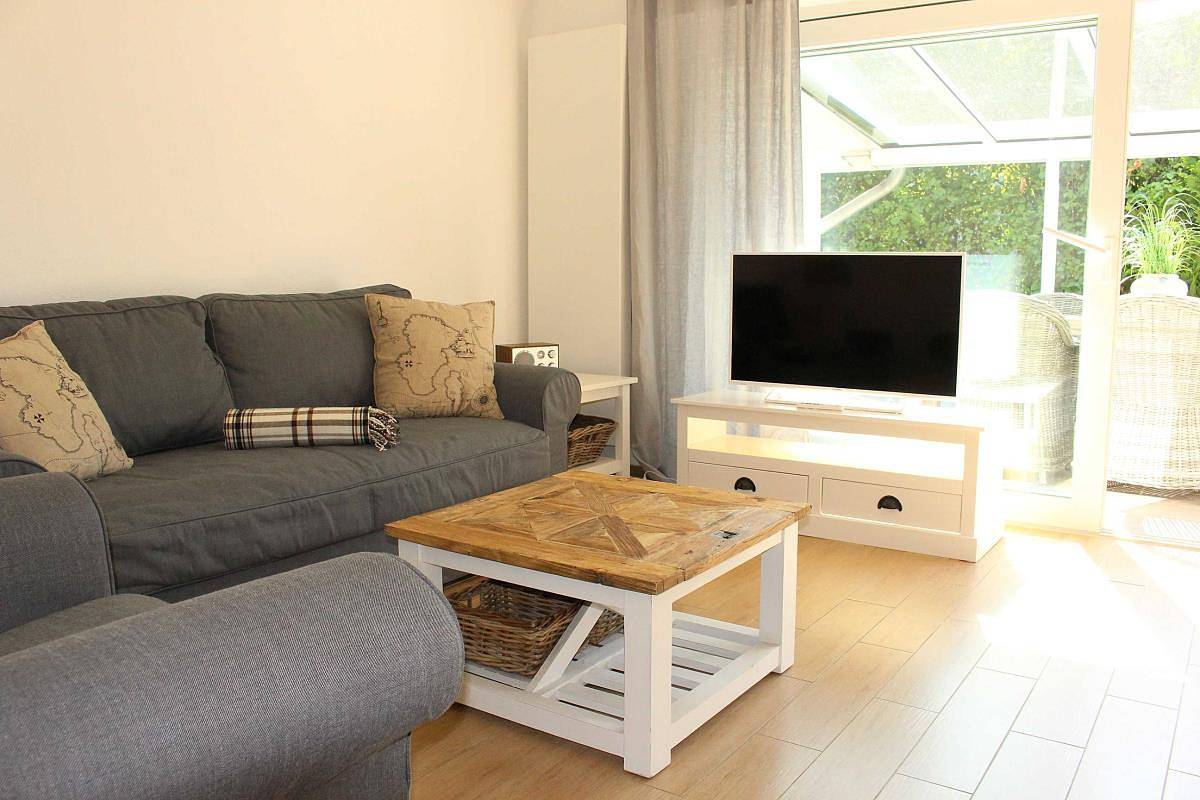 Obj. 01, 2 bis 5 Personen, Haus, Hund, Wlan, Garten, ruhige Lage in Niendorf, Timmendorfer Strand