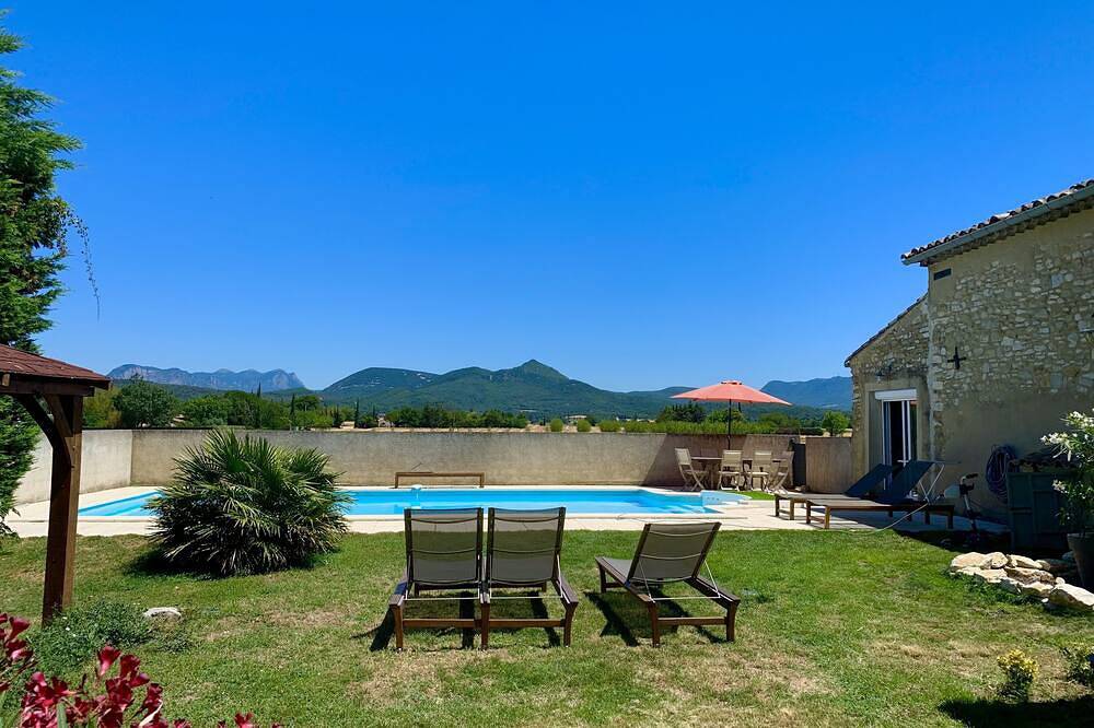 Maison avec piscine en drome Provençale - gîte de Fragene in Cléon-d'Andran, Région de nyons