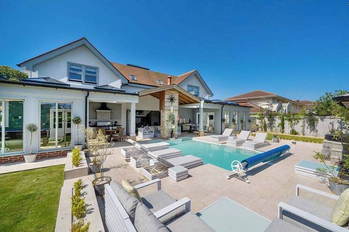 Cottage for 10 people, with hot tub on the Isle of Wight