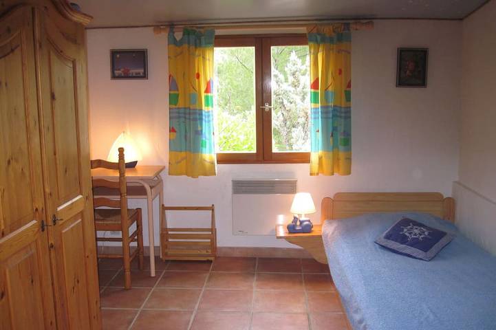 Location de vacances pour 6 personnes, avec jardin et terrasse à Le Rove - 3