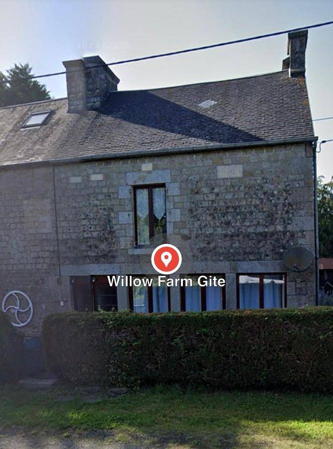 Location de vacances pour 6 personnes, avec vue et jardin à Chaulieu - 2