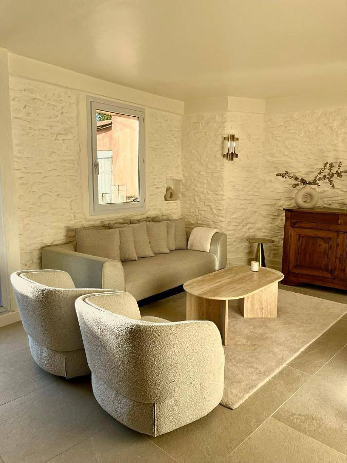 Location de vacances pour 6 personnes, avec terrasse et piscine, animaux acceptés à Villes-sur-Auzon - 4