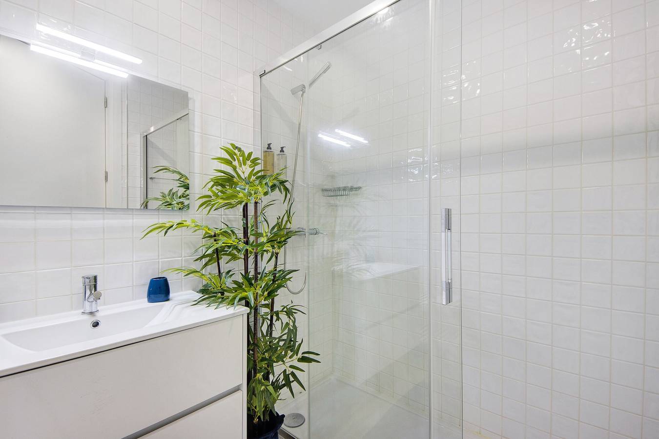 Studio-appartement 'Aveiro City Blue' met gedeelde patio en wifi, foto 12