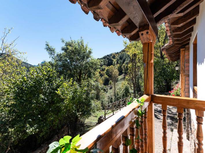 Casa rural para 4 personas, con piscina y jardín, Familias con niños en Cabezón de Liébana - 3