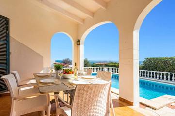 Villa in Sant Lluís, Menorcas Küste für 6 