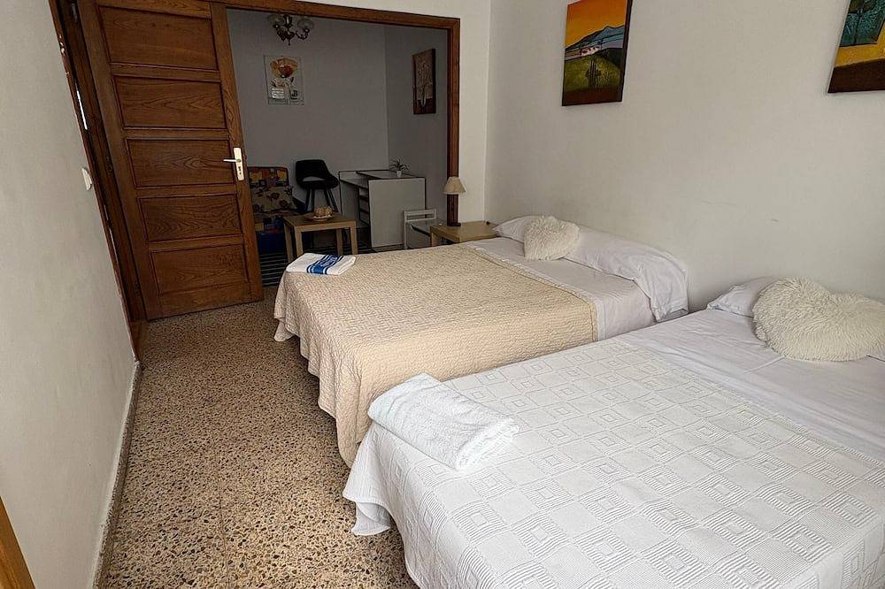 Entire apartment, Monumental Zone in Santiago de Compostela, La Coruña Province