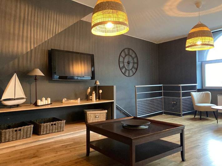 Location de vacances pour 8 personnes, avec terrasse et jardin à Saint-Martin-des-Champs - 2