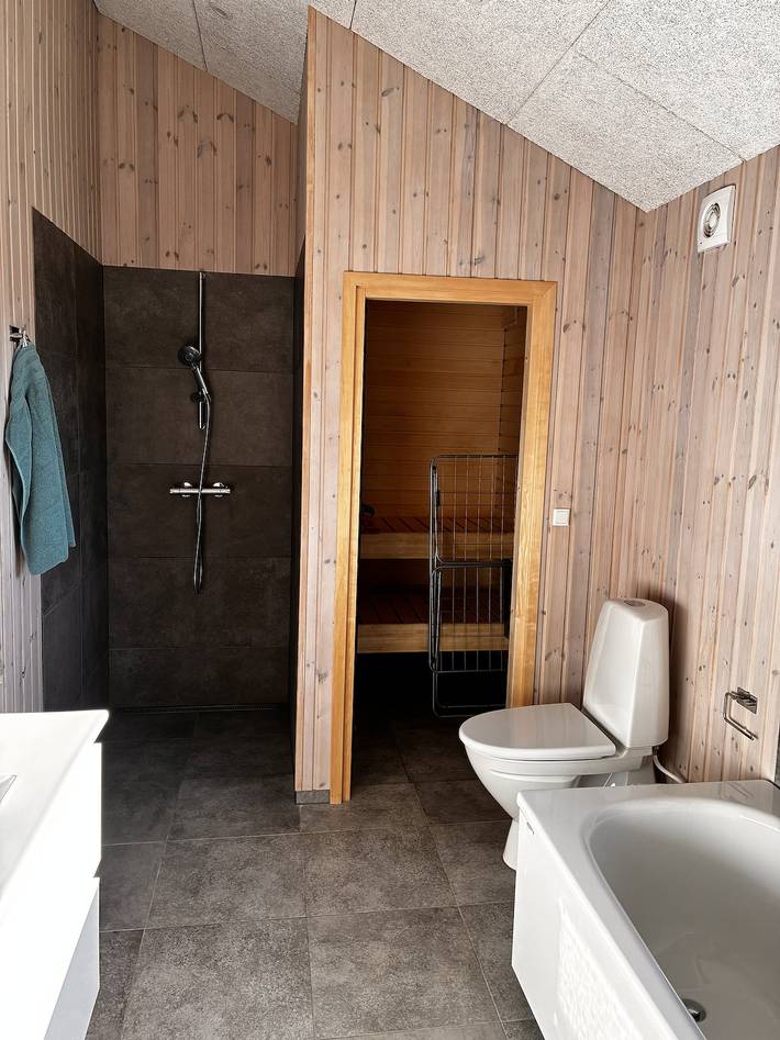 Ferienhaus für 8 Personen, mit Balkon und Terrasse sowie Whirlpool und Garten in Augustenburg - 4