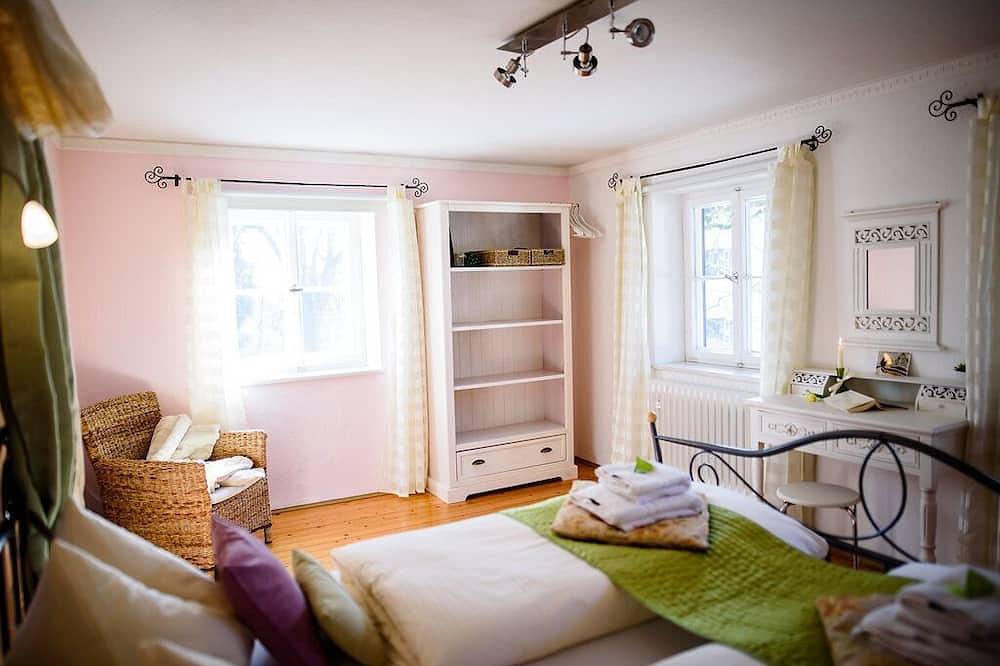 Landhäuschen auf Klostergut mit Bergblick mitten in der Natur, südl.v.München! in Huglfing, Pfaffenwinkel